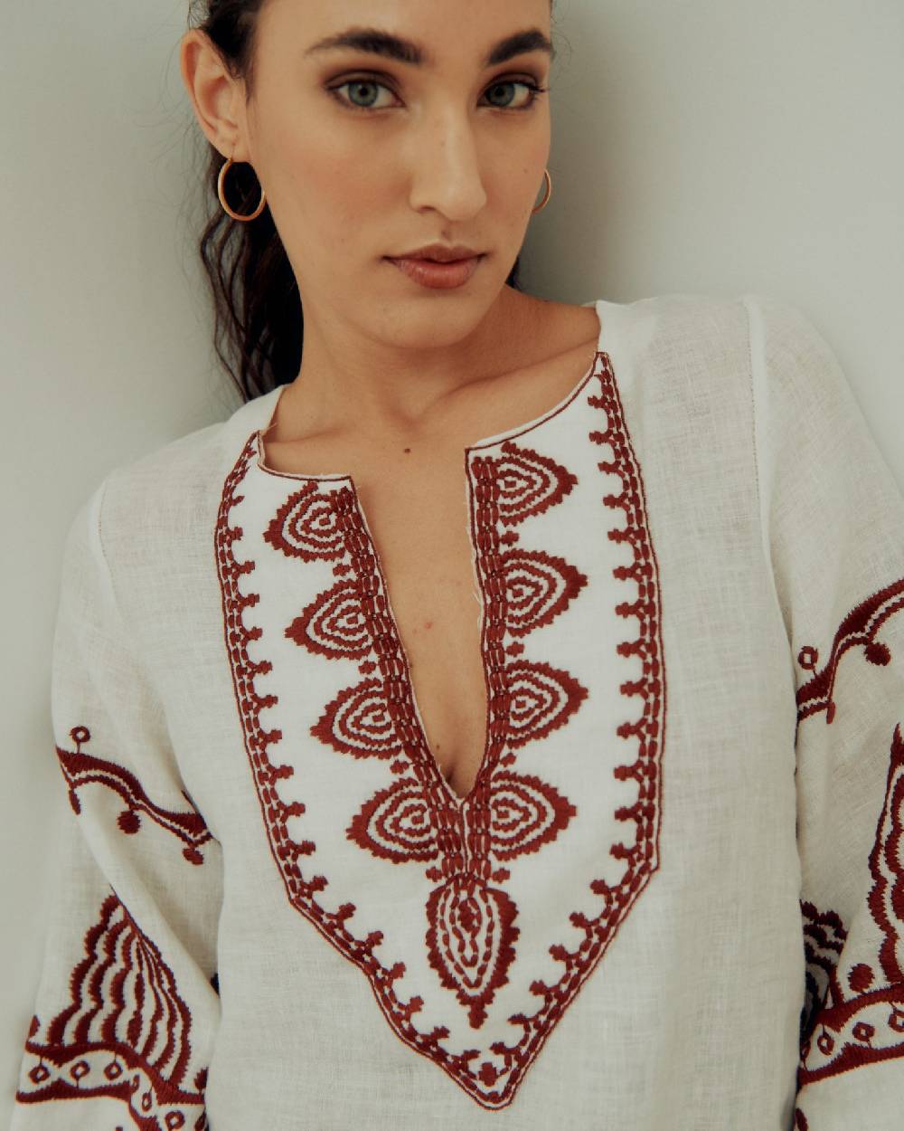 Olivia Gold Abito corto in Lino con ricami Online