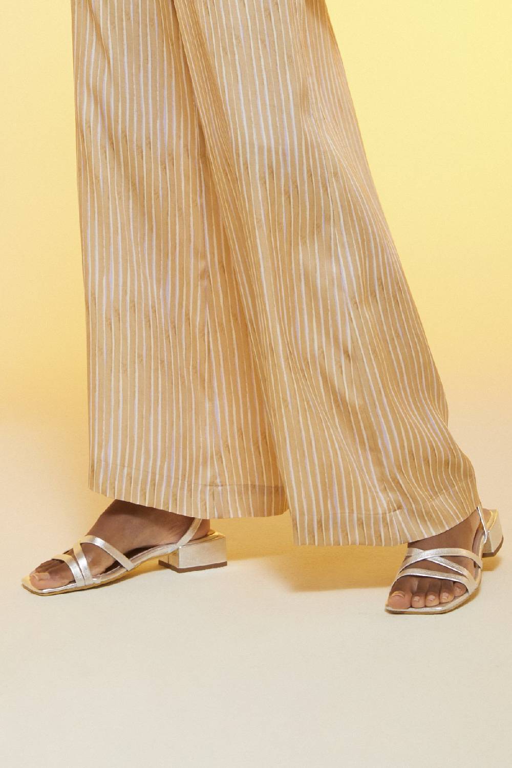 ottod'Ame Viscose trousers In Vendita