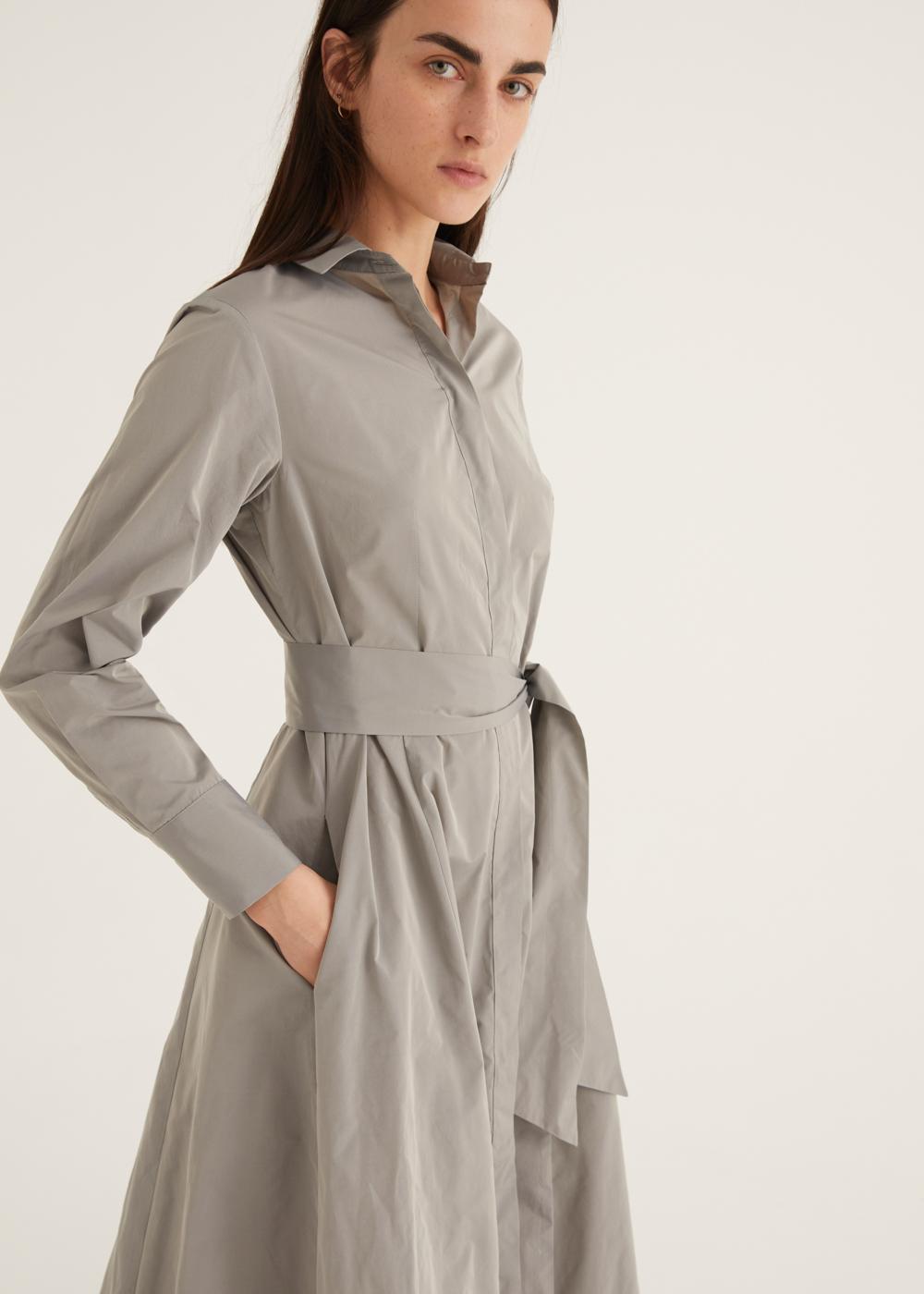 Rosso35 Abito camicia accostato con cintura In Vendita