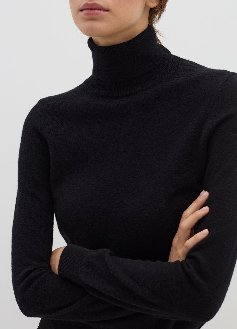 Stefanel Pullover in lana cardata a collo alto In Vendita